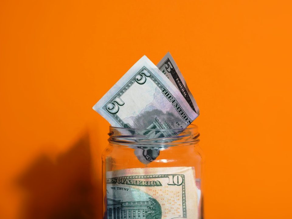 Czym jest budżet reklamowy (w marketingu internetowym)? Poznaj definicję pojęcia w słowniku Marketing Online.