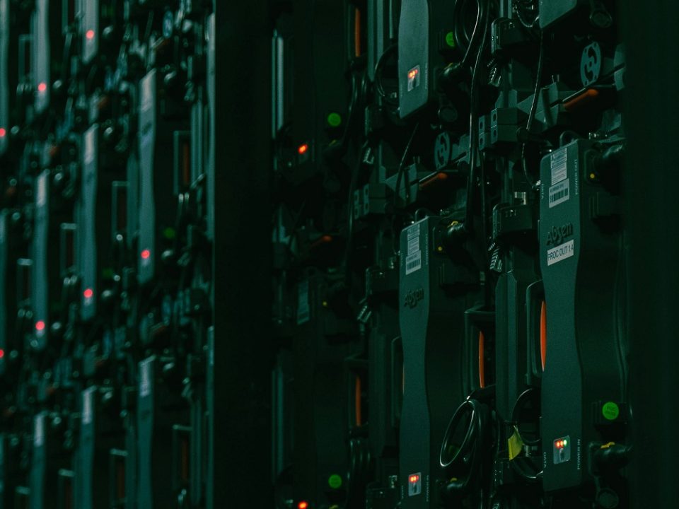 Logi serwera (Server Logs)